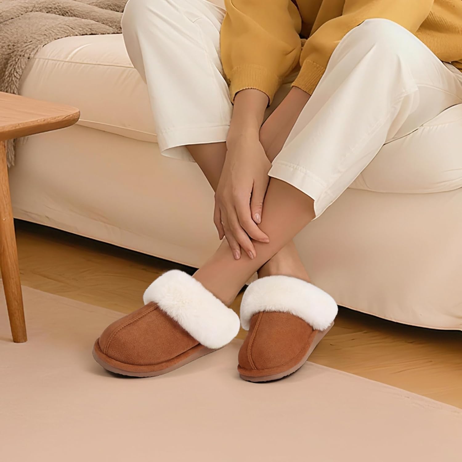 Fuzzy House Slippers for Women Fluffy Memory Foam Suede Slippers with Faux Fur Collar Indoor Outdoor